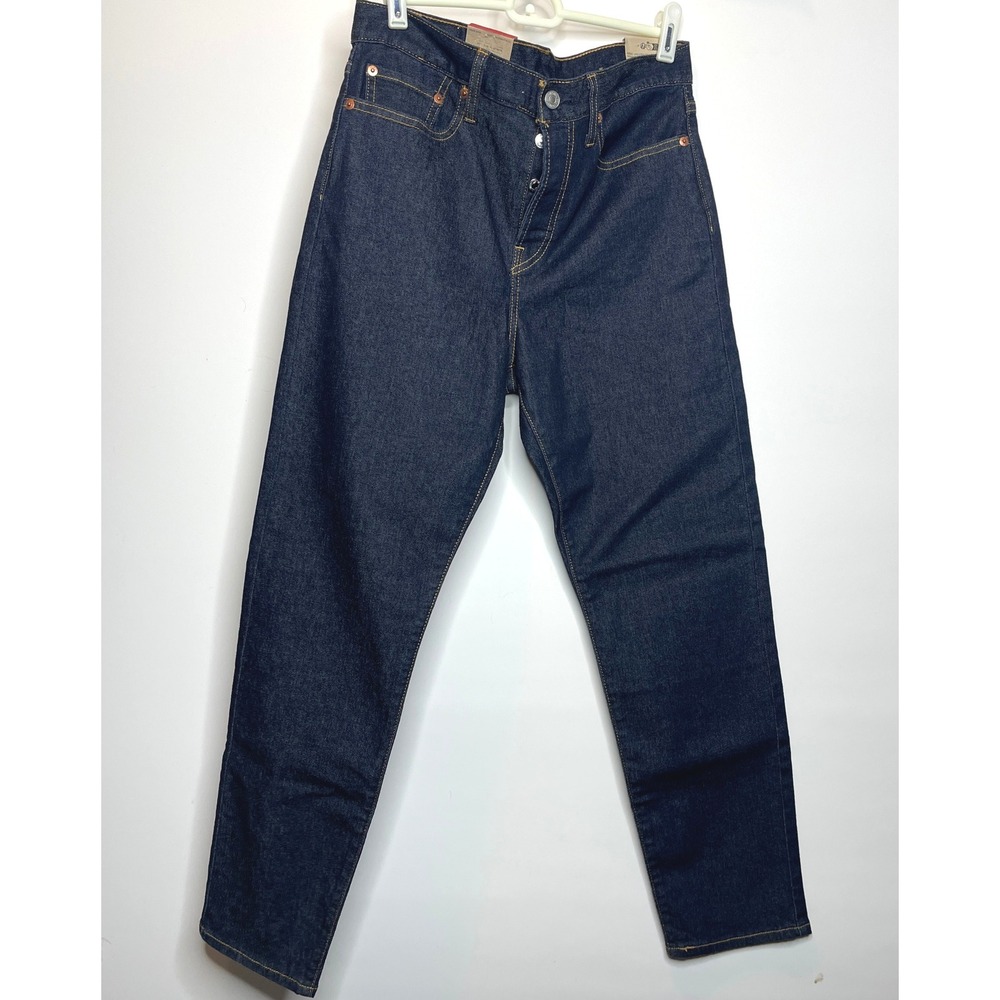 NWT Levi's Dark‎ Wash Wedgie Fit Jeans Size 29